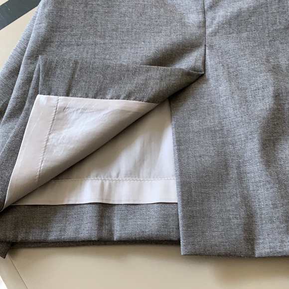 HP 🎉🎁. Hugo Boss women’s pencil skirt - Picture 6 of 8